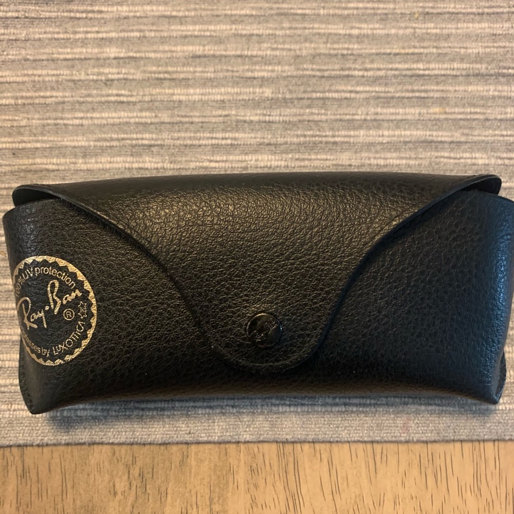 Ray Bans Case